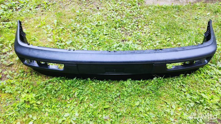 Передний бампер volkswagen golf 3