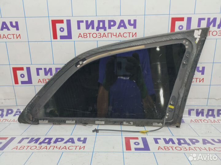 Стекло кузовное глухое левое Audi Q7 (4L) 4L084529