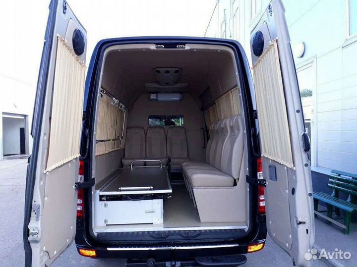 Перевозка тел умерших в другой город. Катафалк