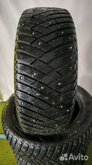 Goodyear Ultragrip Ice Arctic 205/55 R16