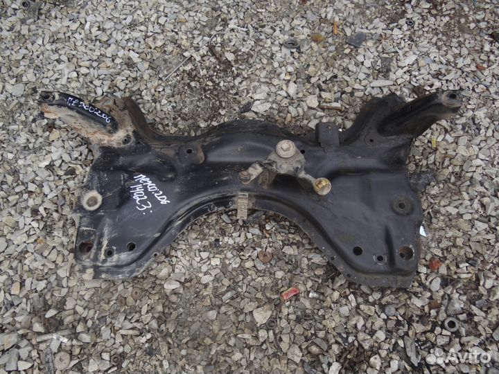 Балка подмоторная (подрамник) Peugeot 206 1998