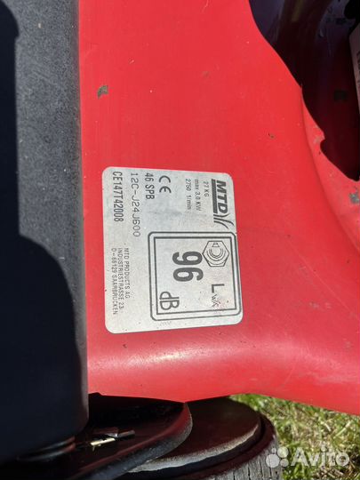 Газонокосилка бензиновая MTD 46SPB