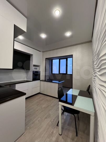 2-к. квартира, 61 м², 3/9 эт.