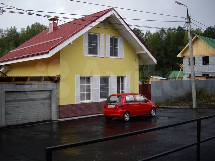 Коттедж 100 м² на участке 10 сот.