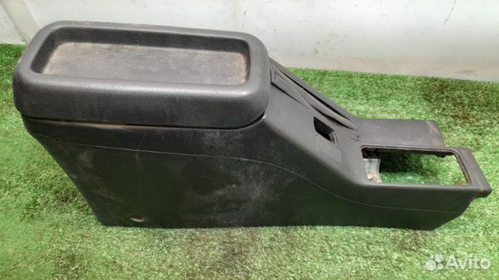 Подлокотник Honda Accord 5 англия 2.0 F20Z2 1995