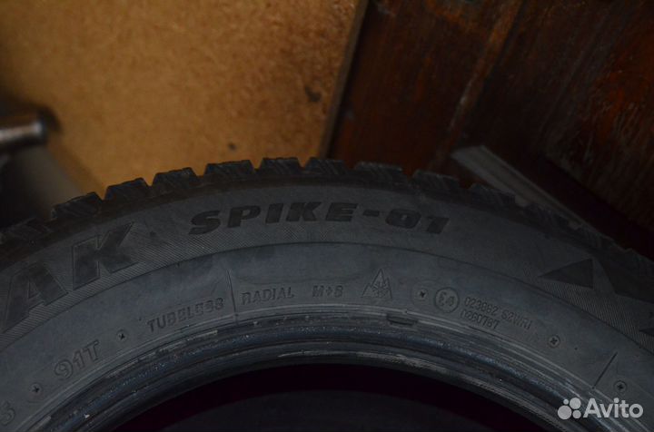 Bridgestone Blizzak Spike-01 195/65 R15 92