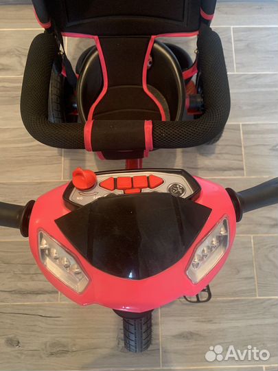 Трехколесный велосипед