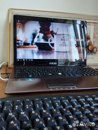 Ноутбук для учёбы и работы Asus