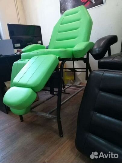 Кушетка / массажный стол