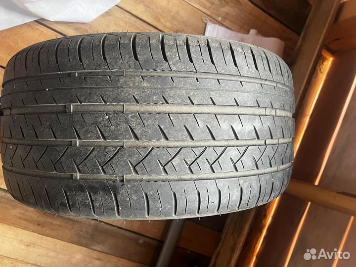 Arivo Ultra ARZ4 245/40 R19 и 275/35 R19