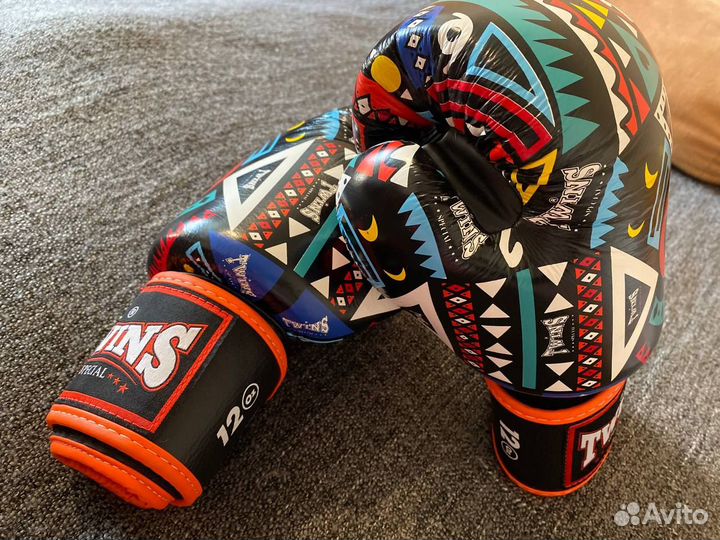 Перчатки для бокса Twins