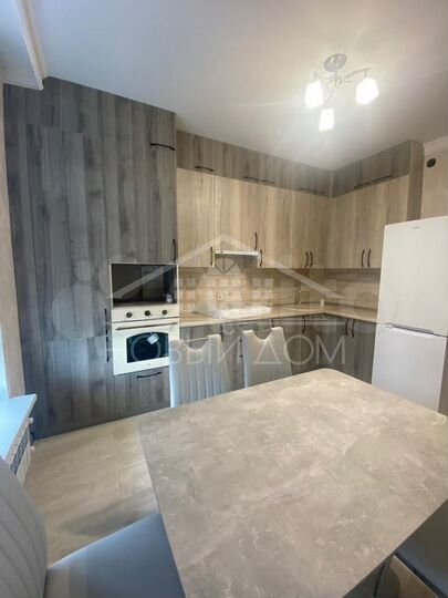 2-к. квартира, 65 м², 11/12 эт.