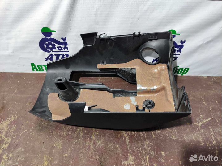 Подрулевой кожух нижняя часть Ford Focus 3