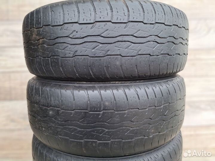 Bridgestone Dueler H/T 687 235/60 R16