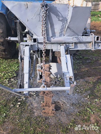 Картофельная сажалка однорядная