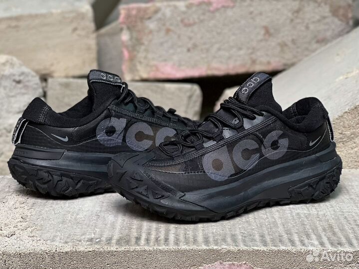 Nike ACG Mountain Fly 2 Low Triple Black