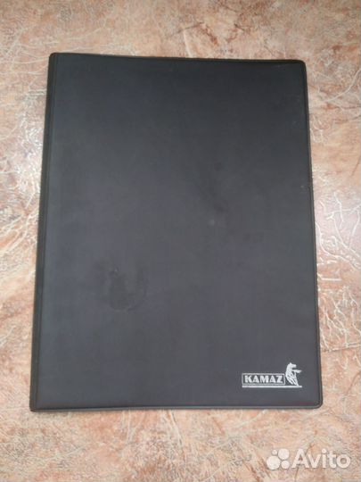 Папки для документов разных цветов