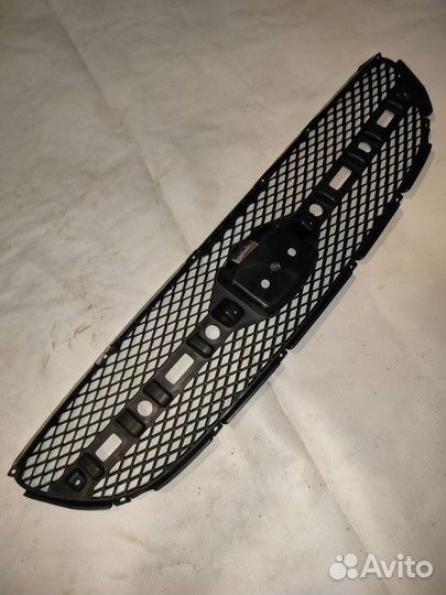 Решетка радиатора getz 06-10 оригинал 863651C310