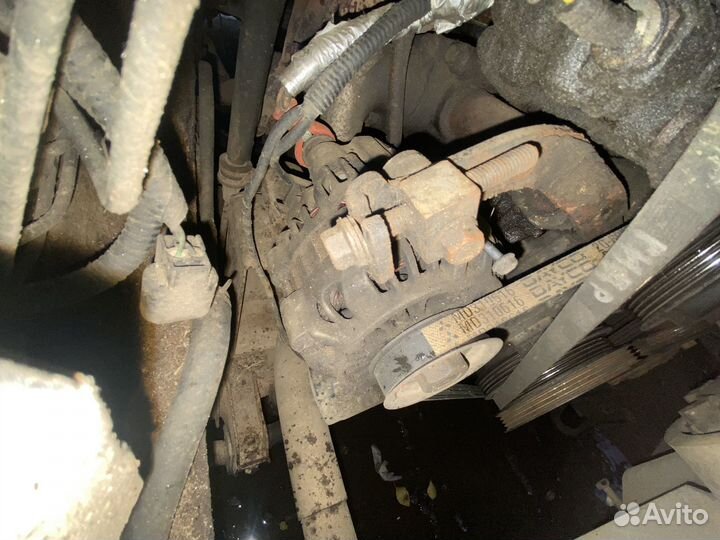 Генератор Mitsubishi Space Gear Delica 4G64