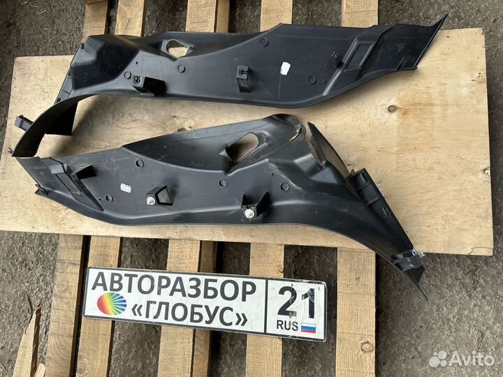 Накладка задней правой/левой стойки Astra H 2007