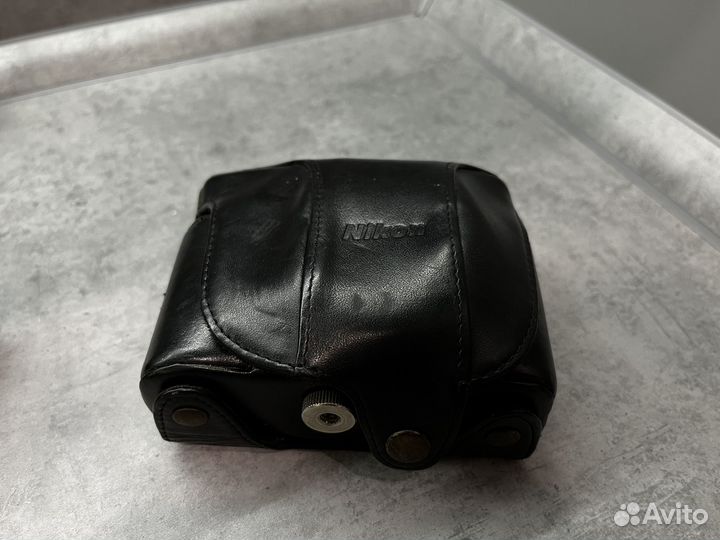 Nikon Coolpix P7000, вздутый акум