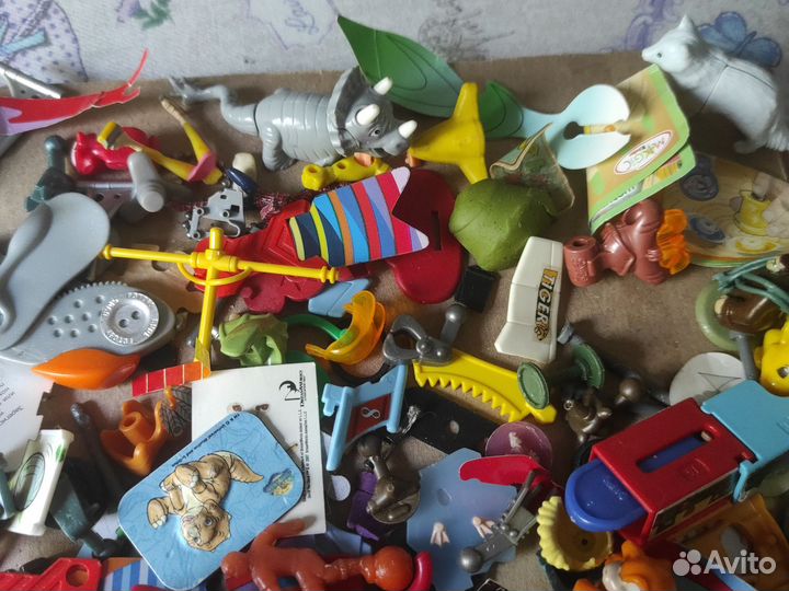 Игрушки из киндера