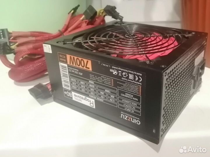 Блок питания Ginzzu 700W