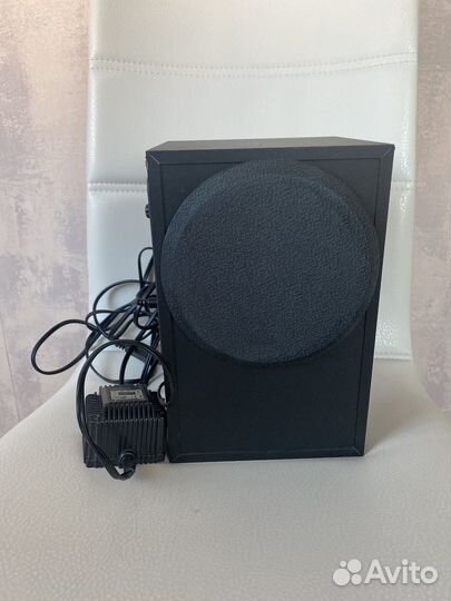 Акустическая колонка creative