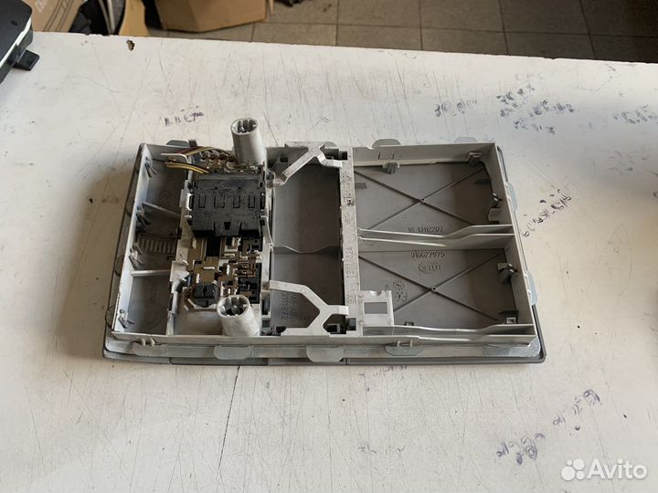 Плафон салонный Opel Astra H 2004-2015г