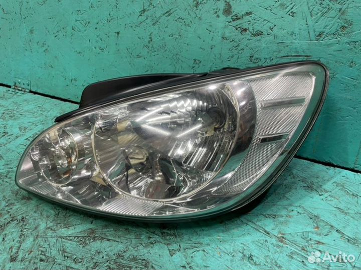 Фара галогеновая передняя левая Hyundai Getz TB