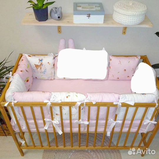 Бортики подушечки в кроватку новые