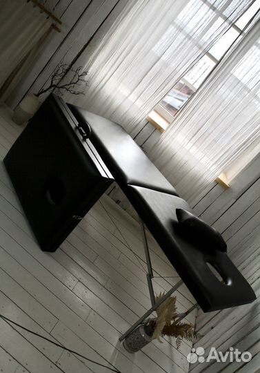 Массажный стол