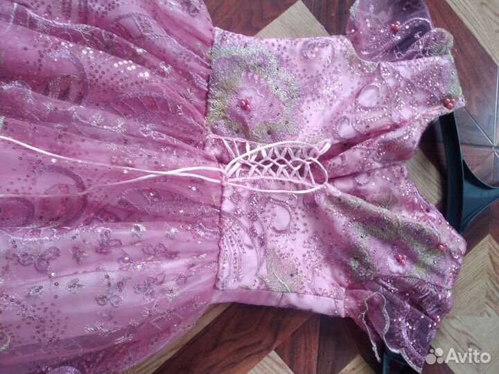 Платье для девочки 134 140