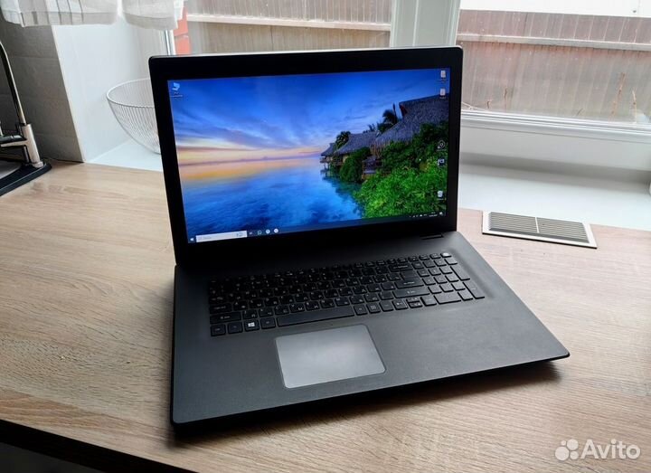 Игровой ноутбук Acer (17 дюймов)