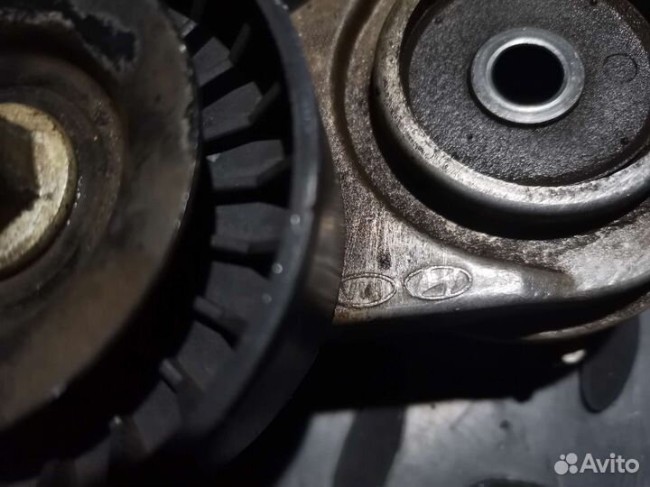 Натяжной ролик kia rio 3