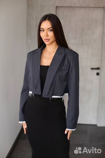 Пиджак женский с необрабонными краями