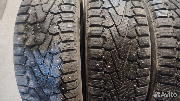 Pirelli Winter Ice Zero 215/55 R17 98T