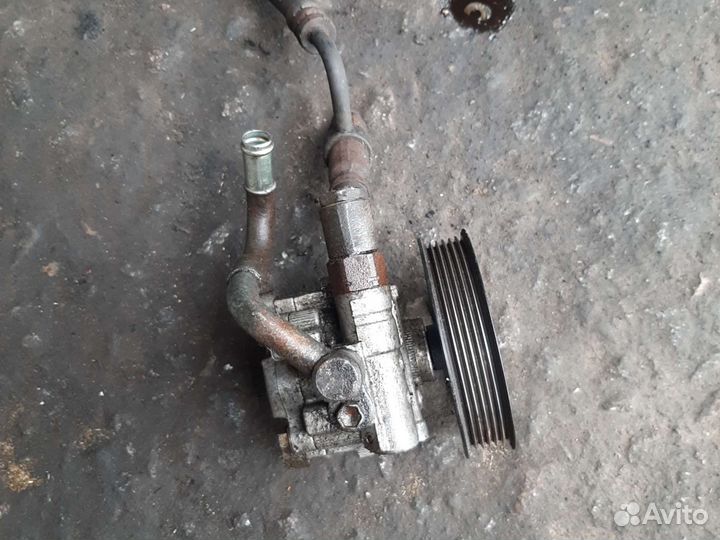 Насос гур Тойота Королла 1.6 3ZZ E120