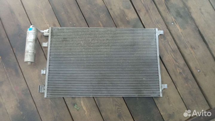 Радиатор кондиционера Nissan Qashqai j10
