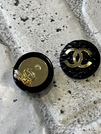 Шикарные клипсы chanel
