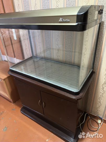 Аквариум с тумбой