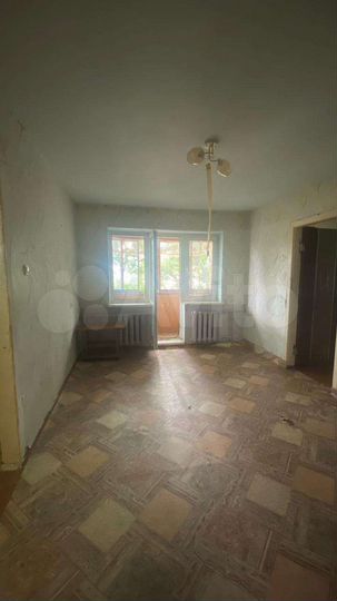 Доля в 2-к. квартире, 46,9 м², 5/5 эт.