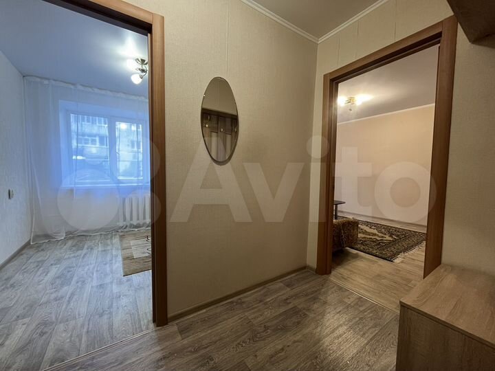 2-к. квартира, 42 м², 1/5 эт.