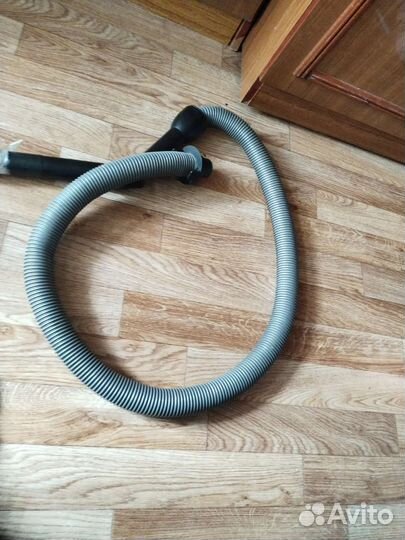 Шланг для пылесоса со щеткой