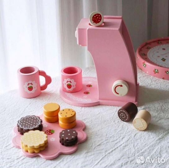 Чайный набор и сладости детская деревянная кухня