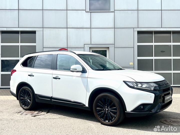 Mitsubishi Outlander 2.4 CVT, 2021, 90 000 км