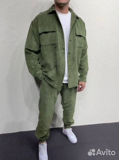 Мужской костюм новый