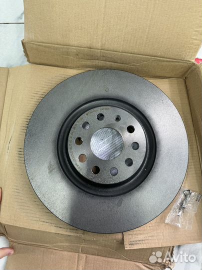 Тормозные диски Brembo 09.C306.11 Tiguan Kodiaq VW