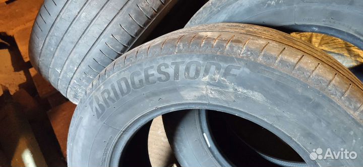 Bridgestone Alenza 001 225/65 R17 102H
