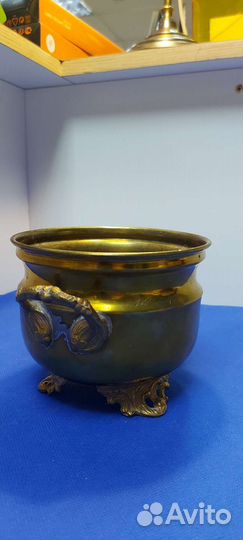 Антикварное кашпо бронза
